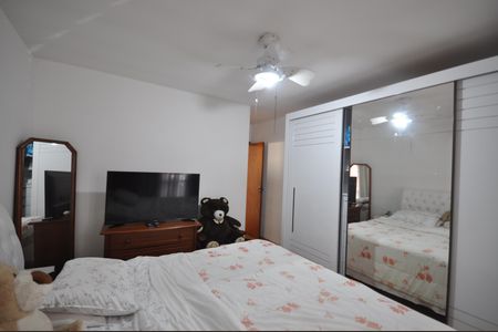 Casa à venda com 125m², 3 quartos e 2 vagasQuarto Suíte