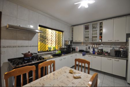 Casa à venda com 125m², 3 quartos e 2 vagasCozinha