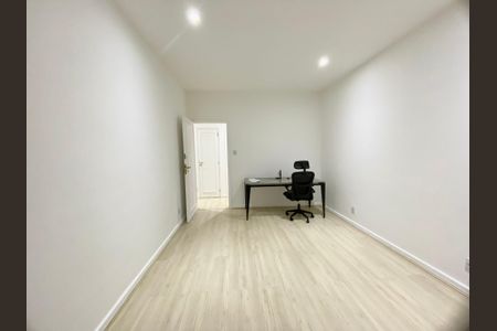 Apartamento para alugar com 147m², 3 quartos e 1 vagaQuarto 1