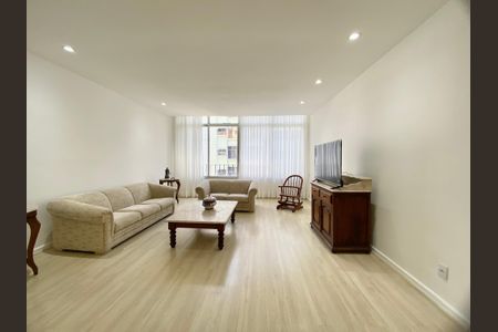 Apartamento para alugar com 147m², 3 quartos e 1 vagaSala 