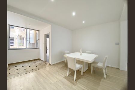 Apartamento para alugar com 147m², 3 quartos e 1 vagaSala 