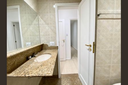 Apartamento para alugar com 147m², 3 quartos e 1 vagaBanheiro social 