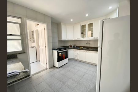 Apartamento para alugar com 147m², 3 quartos e 1 vagaCozinha