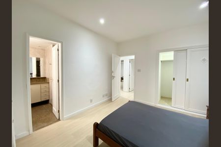 Apartamento para alugar com 147m², 3 quartos e 1 vagaSuite 