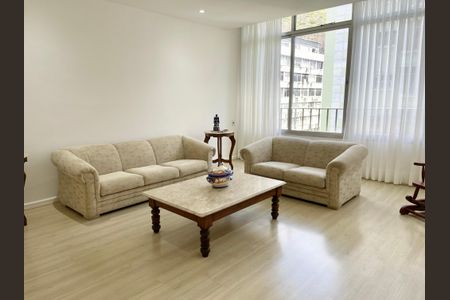 Apartamento para alugar com 147m², 3 quartos e 1 vagaSala