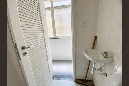 Apartamento para alugar com 147m², 3 quartos e 1 vagaBanheiro de serviço