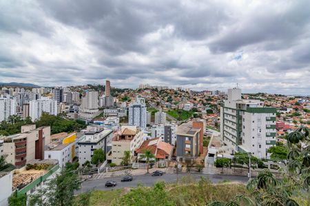 Apartamento à venda com 130m², 3 quartos e 2 vagas Apartamento à venda com 130m², 3 quartos e 2 vagasQuarto 3