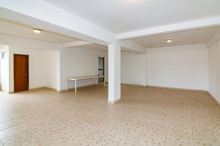 Apartamento à venda com 130m², 3 quartos e 2 vagas Apartamento à venda com 130m², 3 quartos e 2 vagasSalão de Festas