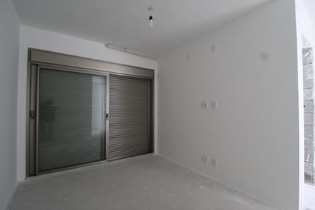 Apartamento à venda com 151m², 3 quartos e 2 vagasQuarto 3 - Suíte