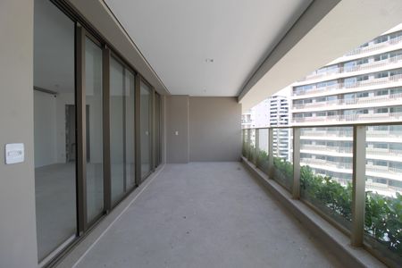 Varanda de apartamento à venda com 3 quartos, 151m² em Indianópolis, São Paulo