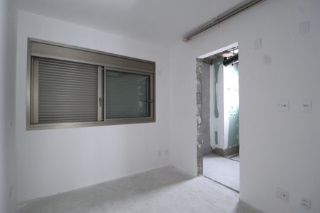 Apartamento à venda com 151m², 3 quartos e 2 vagasQuarto 2 - Suíte