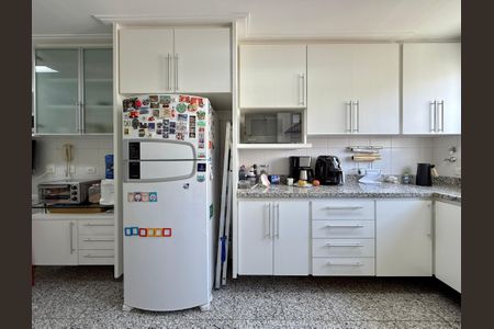 Apartamento à venda com 170m², 3 quartos e 3 vagas Apartamento à venda com 170m², 3 quartos e 3 vagasCozinha
