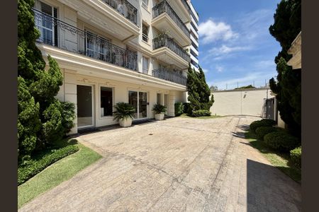 Apartamento à venda com 170m², 3 quartos e 3 vagas Apartamento à venda com 170m², 3 quartos e 3 vagasÁrea comum