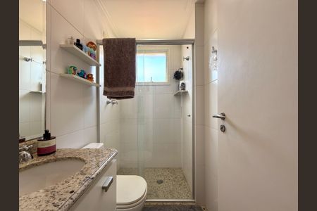 Apartamento à venda com 170m², 3 quartos e 3 vagas Apartamento à venda com 170m², 3 quartos e 3 vagasBanheiro Suíte 1