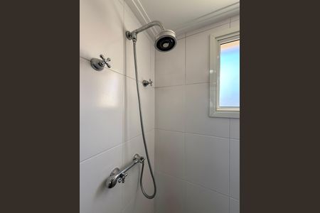 Apartamento à venda com 170m², 3 quartos e 3 vagas Apartamento à venda com 170m², 3 quartos e 3 vagasBanheiro Suíte 2