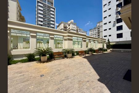 Apartamento à venda com 170m², 3 quartos e 3 vagas Apartamento à venda com 170m², 3 quartos e 3 vagasÁrea comum