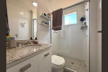 Apartamento à venda com 170m², 3 quartos e 3 vagas Apartamento à venda com 170m², 3 quartos e 3 vagasBanheiro Suíte 1