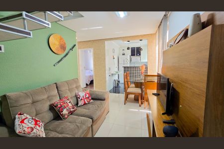 Sala de apartamento à venda com 2 quartos, 84m² em Cabral, Contagem