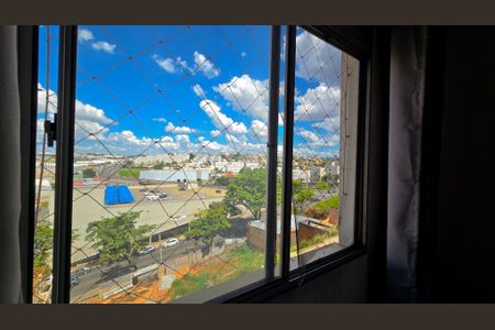 Vista Quarto 01 de apartamento à venda com 2 quartos, 84m² em Cabral, Contagem