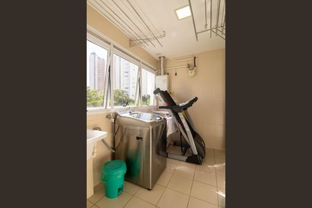 Apartamento à venda com 211m², 3 quartos e 3 vagasÁrea de Serviço