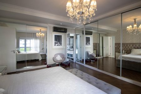 Apartamento à venda com 211m², 3 quartos e 3 vagasSuíte 1