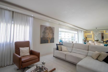 Apartamento à venda com 211m², 3 quartos e 3 vagasSala