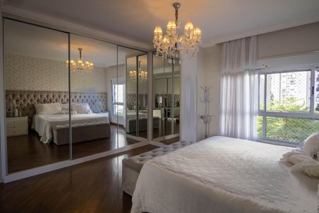 Apartamento à venda com 211m², 3 quartos e 3 vagasSuíte 1