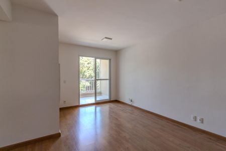 Apartamento à venda com 71m², 3 quartos e 1 vagaSala