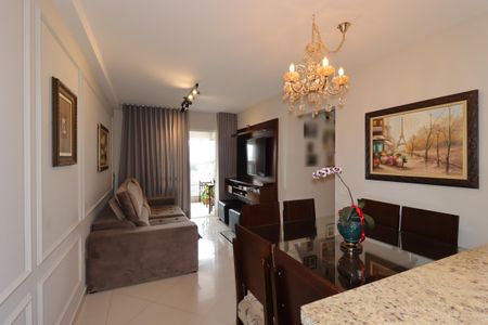 Sala de apartamento à venda com 2 quartos, 74m² em Campestre, Santo André