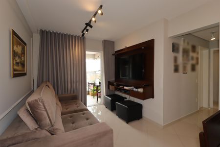 Apartamento à venda com 74m², 2 quartos e 2 vagasSala