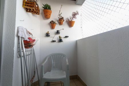 Apartamento à venda com 56m², 2 quartos e 2 vagasVaranda