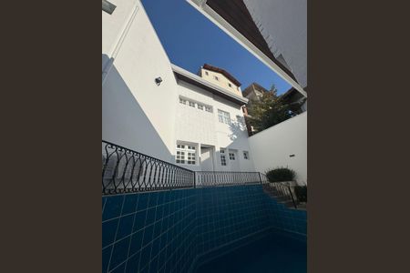 Casa à venda com 148m², 3 quartos e 3 vagas