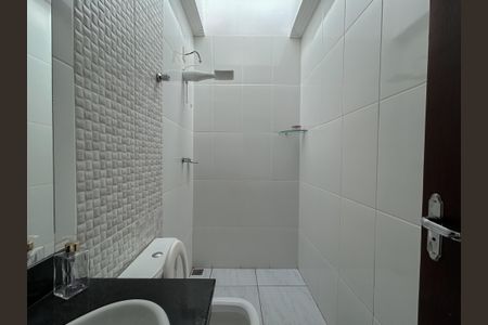 Casa à venda com 186m², 3 quartos e 2 vagas