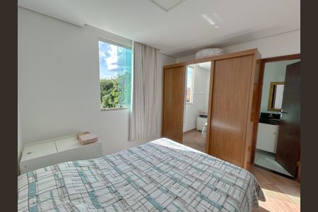 Casa à venda com 186m², 3 quartos e 2 vagas