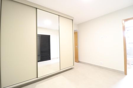 Apartamento para alugar com 105m², 3 quartos e 2 vagasQuarto 3 - Suíte