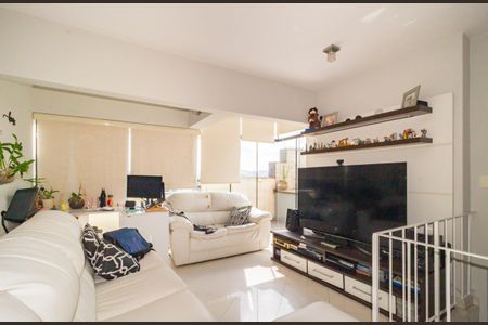 Apartamento à venda com 147m², 2 quartos e 2 vagasCobertura - Sala