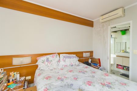 Apartamento à venda com 147m², 2 quartos e 2 vagasQuarto 2 - Suíte