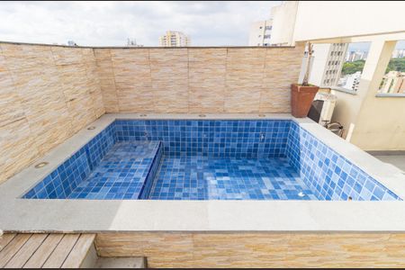 Apartamento à venda com 147m², 2 quartos e 2 vagasDetalhe Cobertura - Piscina