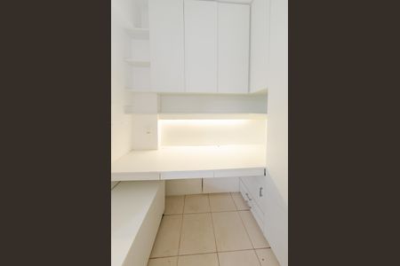 Apartamento à venda com 144m², 4 quartos e 4 vagasQuarto de serviço