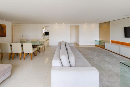 Apartamento à venda com 144m², 4 quartos e 4 vagasSala