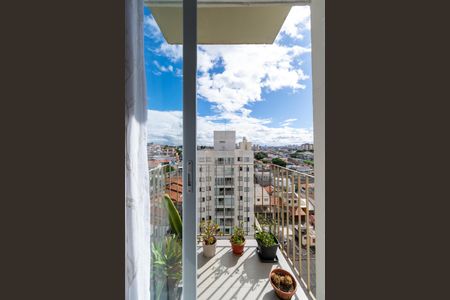 Sacada de apartamento à venda com 2 quartos, 52m² em Vila Campestre, São Paulo