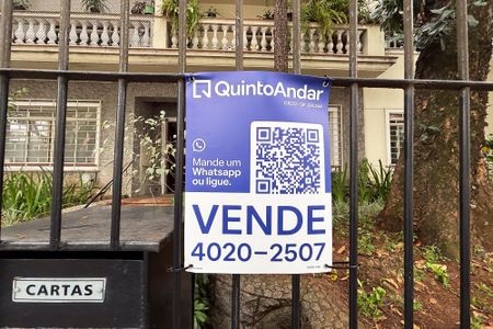 Apartamento para alugar com 138m², 3 quartos e sem vagaPlaca