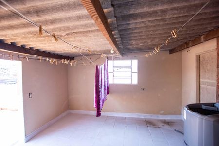 Casa à venda com 180m², 2 quartos e 2 vagasÁrea de Serviço Casa 2