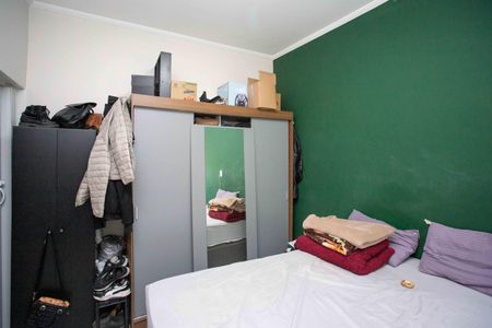 Casa à venda com 180m², 2 quartos e 2 vagasQuarto Casa 1