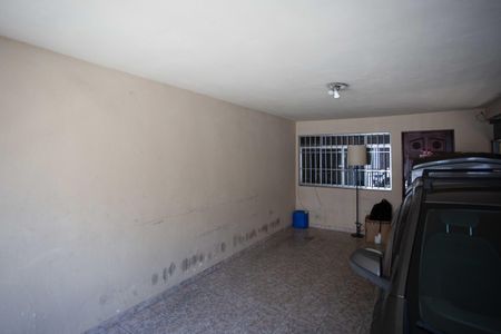 Casa à venda com 180m², 2 quartos e 2 vagasGaragem