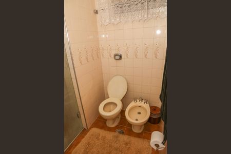 Apartamento à venda com 170m², 3 quartos e 2 vagas Apartamento à venda com 170m², 3 quartos e 2 vagasBanheiro da Suíte