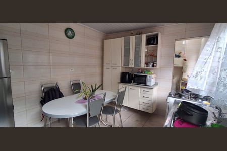 Casa à venda com 582m², 3 quartos e 3 vagasCozinha 