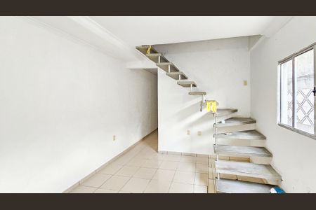 Sala de casa para alugar com 3 quartos, 120m² em Rochdale, Osasco