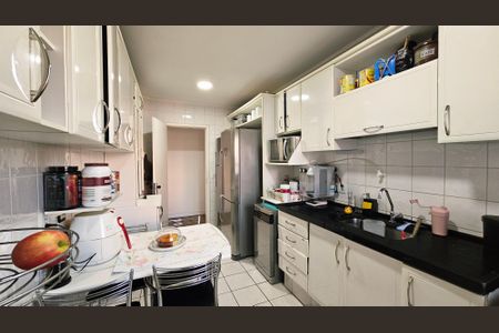 Apartamento à venda com 100m², 3 quartos e 2 vagasCozinha e Área de Serviço