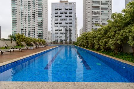 Apartamento à venda com 34m², 1 quarto e 1 vagaPiscina